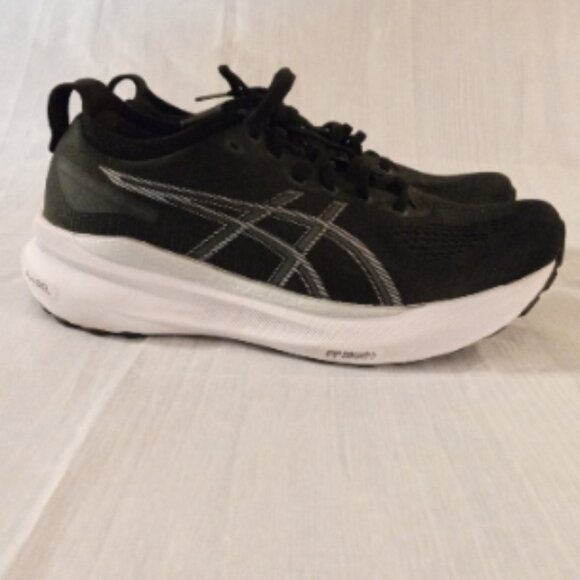 Asics Shoes - Asics Gel Kayano 31